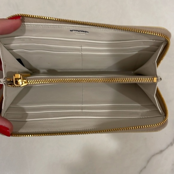 Prada zip long wallet - yellow - Picture 16 of 17